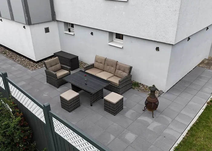 Apartment Schickes Kleines Souterrain *